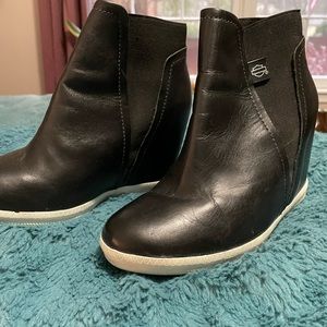 Harley Davidson wedge heal boots